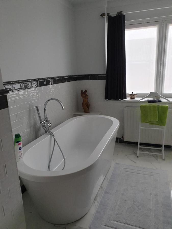 Bed and Breakfast Den Hoge Doorn Harelbeke Zewnętrze zdjęcie